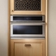 The Monogram 5-in-1 Oven with Advantium® Technology delivers restaurant-quality results with minimal effort. 