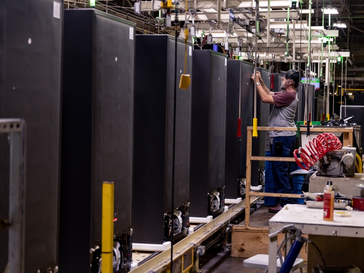 GE Appliances top-freezer refrigerator plant in Decatur will insource six 22 cu. ft. models to better support customer demand GE Appliances top-freezer refrigerator plant in Decatur will insource six 22 cu. ft. models to better support customer demand