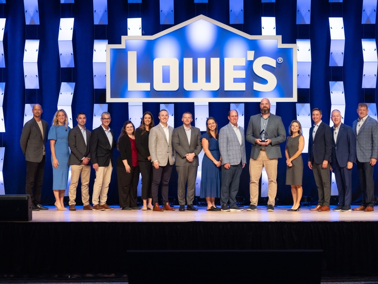 GE Appliances and Lowe’s take the stage for Vendor Partner of the Year award ceremony October 13, 2025