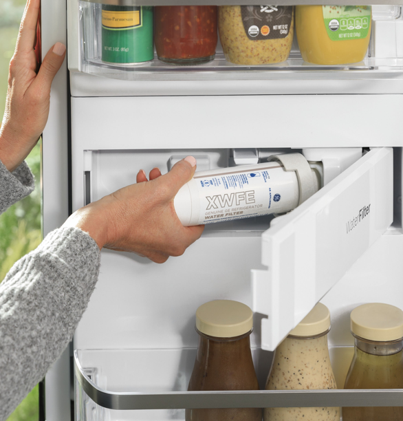 Six Month Filter Life with Easy Filter Replacement. Keep filtration at its best by replacing every 6 months or if water flow is noticeably reduced. Easily replace the filter with no tools or water shutoff required