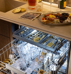 The Monogram™ Dishwasher enhances flexibility with a removable third rack and dedicated wash zone, creating space for taller items while ensuring thorough cleaning.
