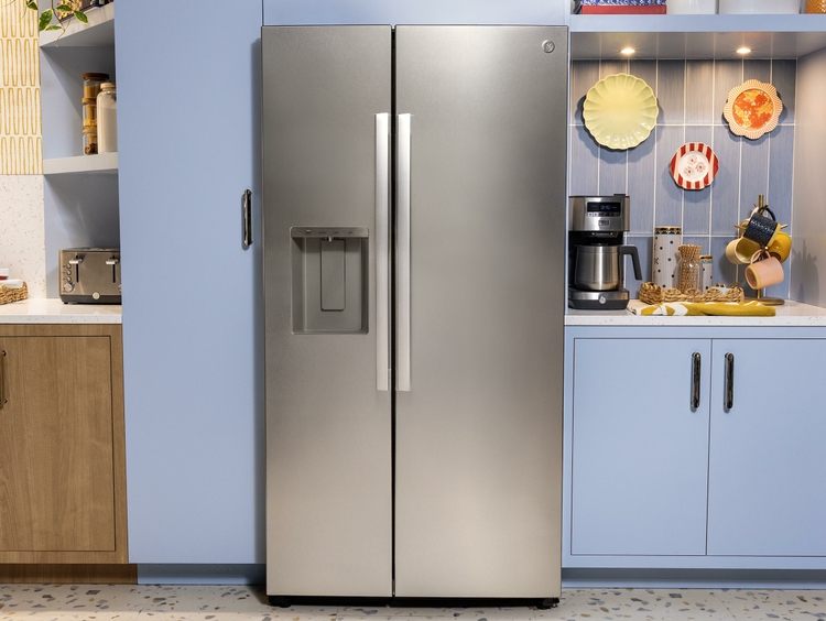 GE APPLIANCES REDEFINES SIDE-BY-SIDE REFRIGERATION WITH CONSUMER NEEDS IN MIND