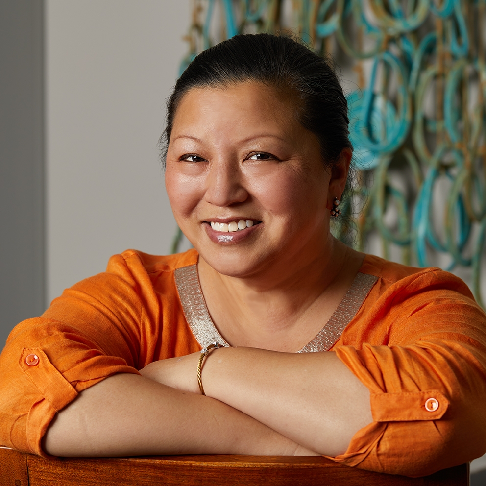 Jeanne ChungFounder and Principal of Cozy Stylish Chic is a Southern Californiabased interior designer and retailer known for her refined blend of classic design principles and