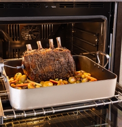 Monogram 30 Minimalist Single Smart Wall Oven with In-Oven Camera.