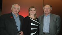 UNM honors outgoing regents