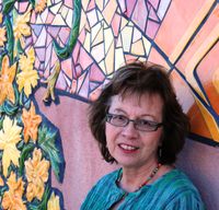 Warner pens new novel set in New Mexico