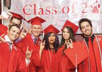 Volunteers needed for UNM Commencement ceremonies