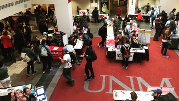 Student Activities hosts Spring Welcome Back Days