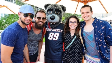 UNM summer and fall 2018 grads invited to New Grad Bash