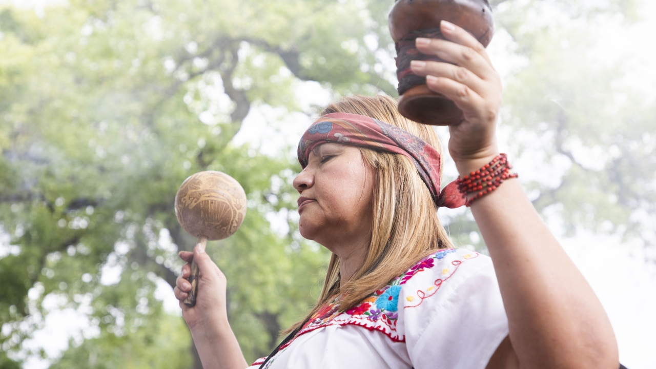 Ancient traditions healing modern ailments | UNM UCAM Newsroom