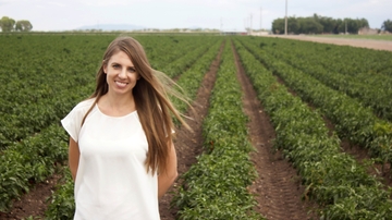 UNM researcher delves into water politics affecting our state’s most beloved crop