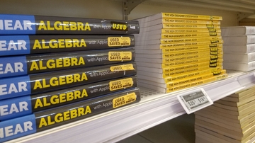 UNM Bookstore saves students money