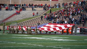 'Heroes Day' at UNM honors veterans and first responders