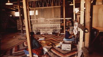 Navajo rug auction benefits Maxwell Museum