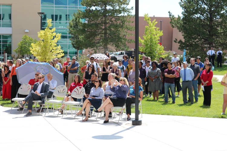 Honors College ribbon cutting ceremony