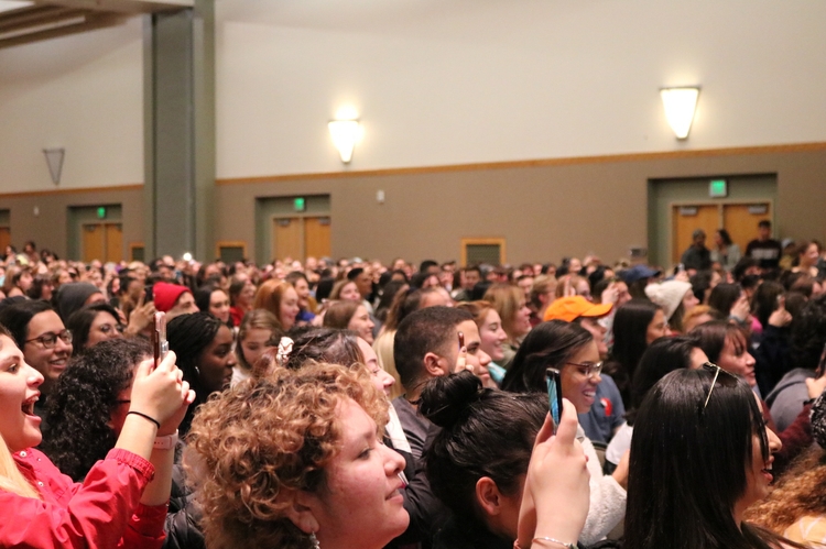 More than 900 people attended Penn Badgley event 