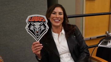 Fans turn out as UNM hosts soccer star Hope Solo 