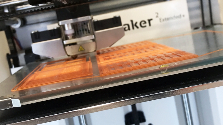 3D printer creating a mask