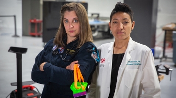 UNM faculty featured in ‘InStyle’ magazine for efforts during pandemic