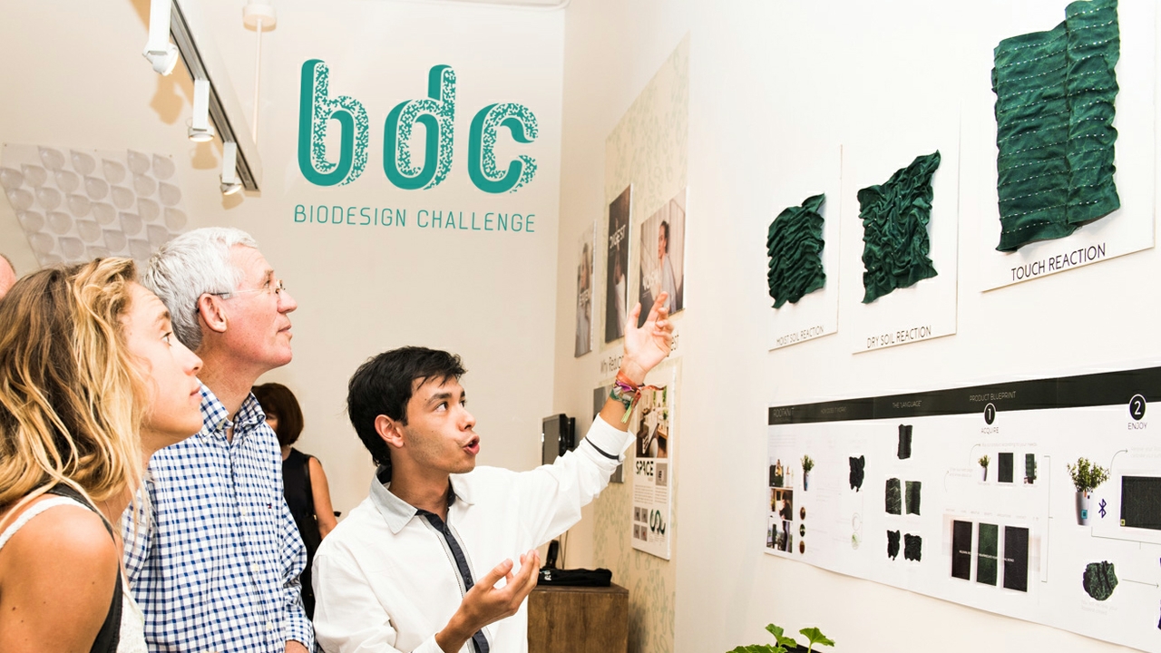 Universidad del los Andes Student Exhibitor copy