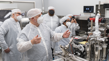 UNM scientists’ part of NASA team to open Apollo-era lunar samples