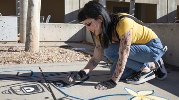 Community art brings Lobos together
