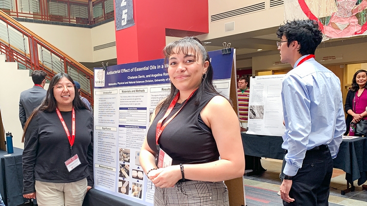 UNM-Gallup students Chalanie Davis, left, and Angelina Romero 