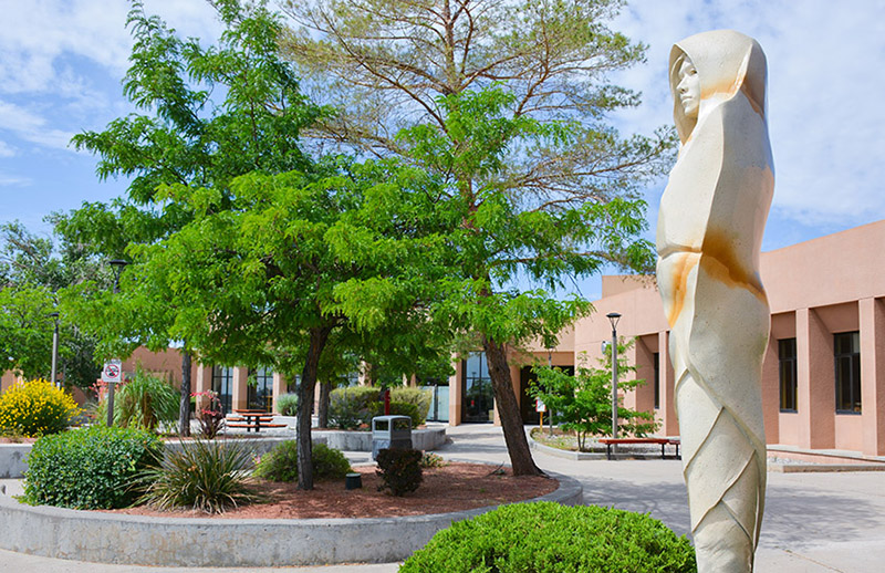 New public art piece promotes harmony at UNM-Gallup | UNM UCAM