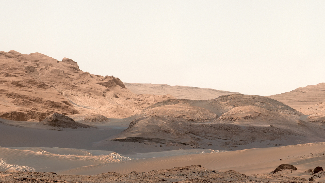 Martian landmark named in honor of longtime UNM researcher Horton Newsom