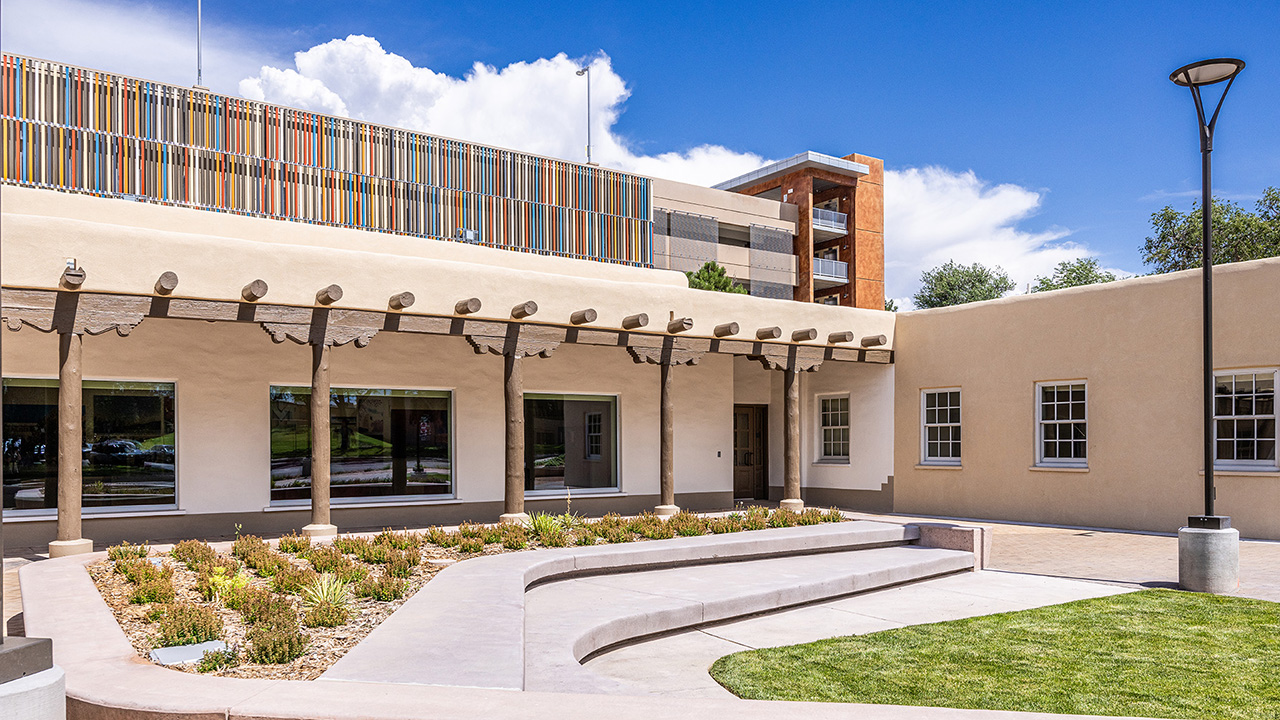 UNM Lobo Welcome Center honored with AGC New Mexico Best Building Award