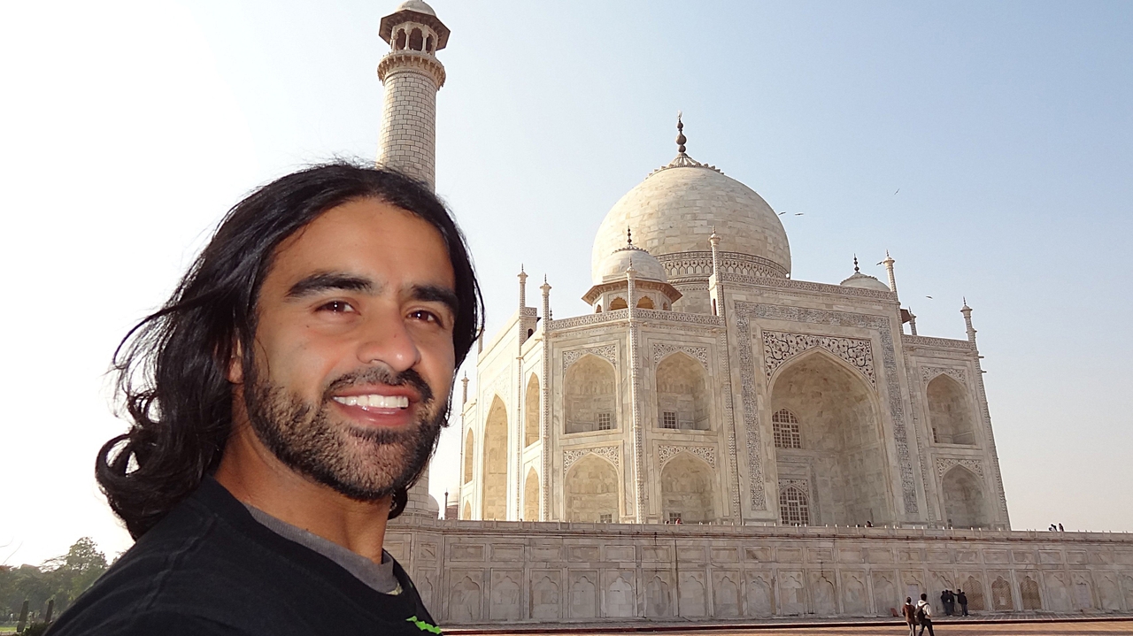From curiosity to creative entrepreneurship: UNM alum Efraín Villa’s global journey
