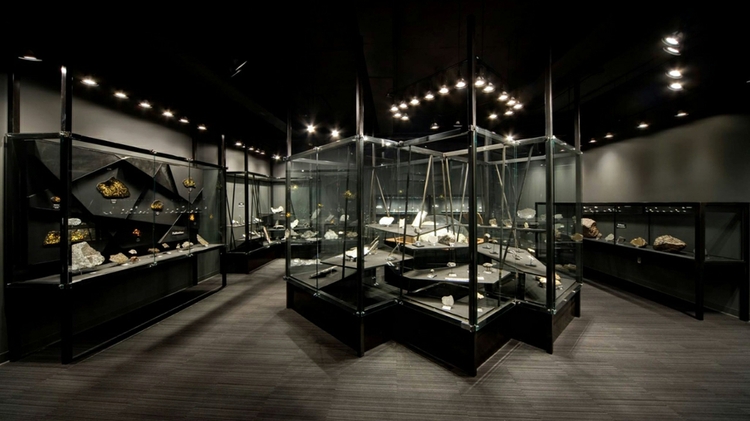UNM's Institute of Meteoritics Meteorite Museum