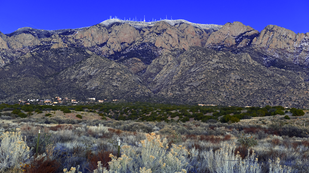University of New Mexico professor explains unusually warm, dry Southwest winter