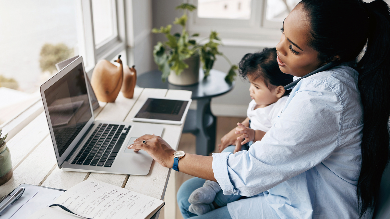 Study Reveals 'Motherhood Advantage' in Workplace Ethics