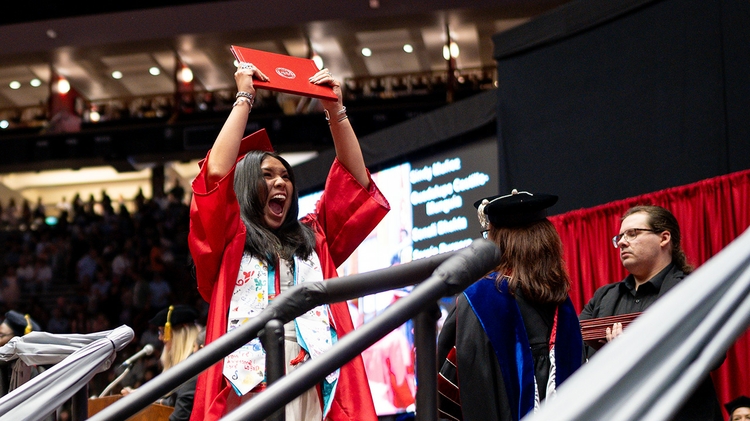 A UNM student celebrates