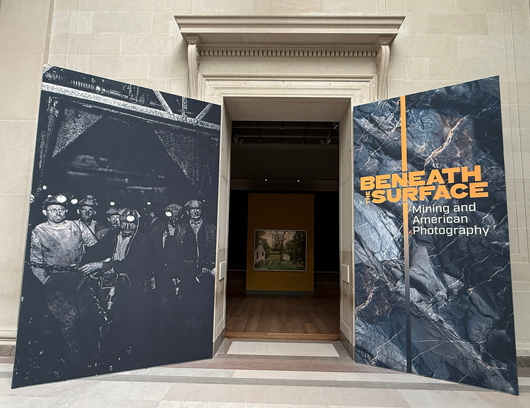 Beneath the Surface exhibit entrance 