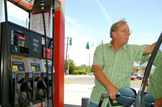Gassing up by Ian Munroe