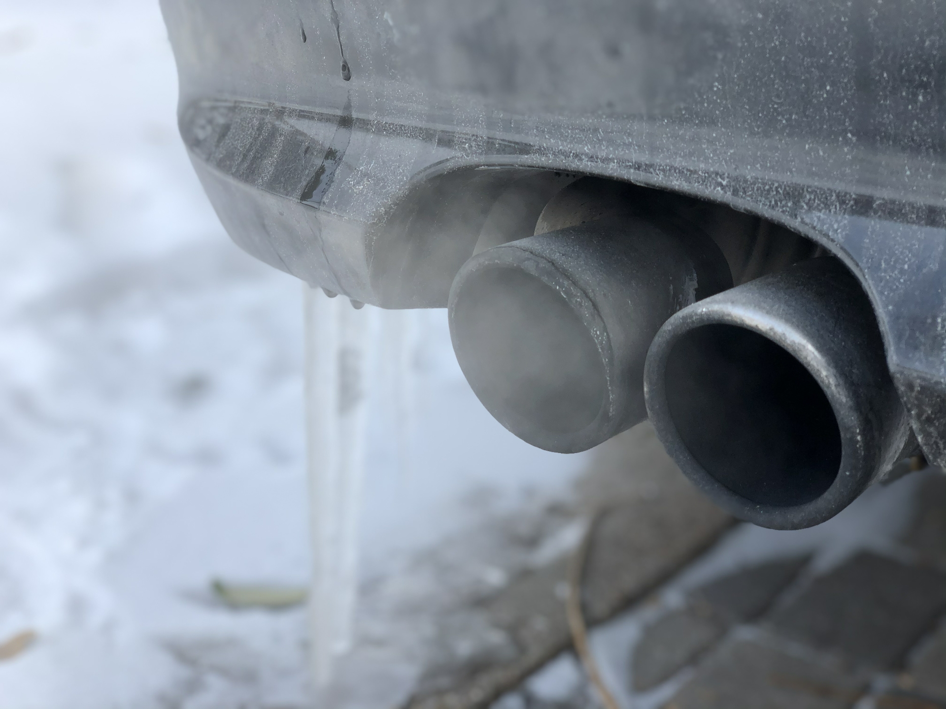 Exhaust pipe carbon monoxide