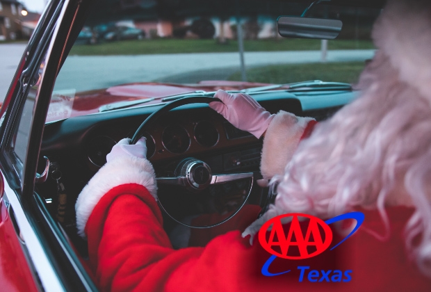 santa driving car_tx gas report 12-16-21