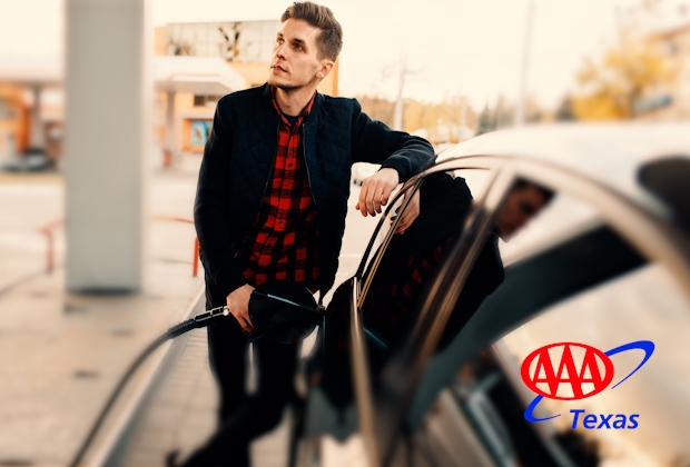 Man pumping gas TX GAS REPORT