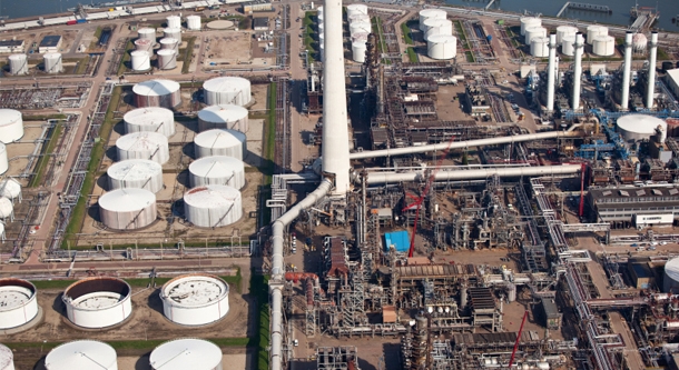 OilRefinery
