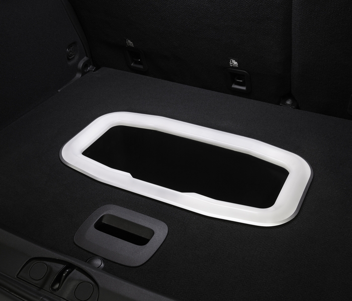 TRUNK_NO_SUB_WOOFER_A