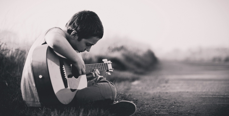 music wellness guitar