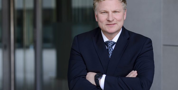 Mike-Peters-1