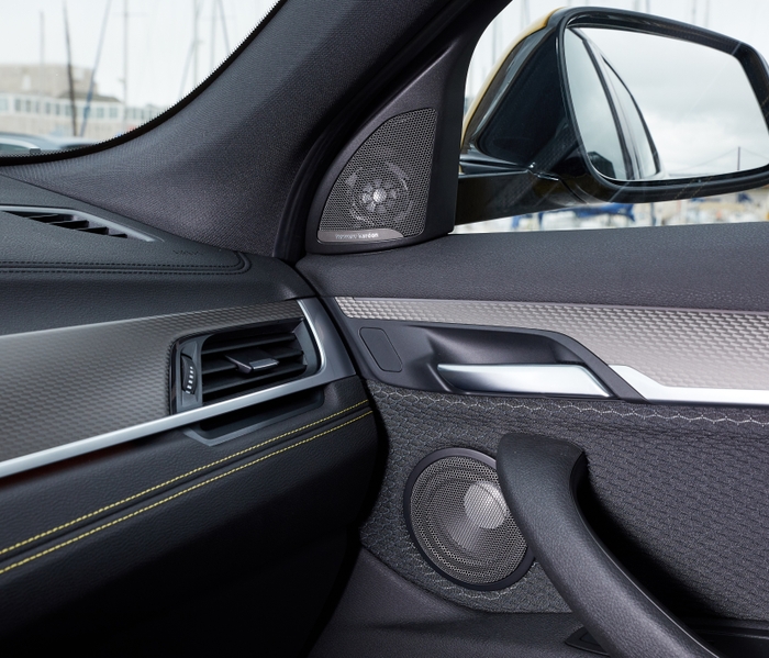 BMW_X2_HarmanKardon_201803061702