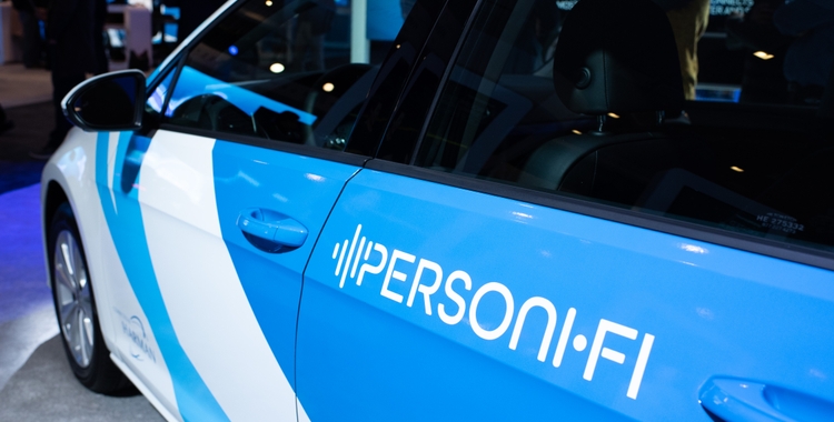 PersoniFi logo car