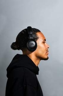 Virgil van Dijk JBL Club