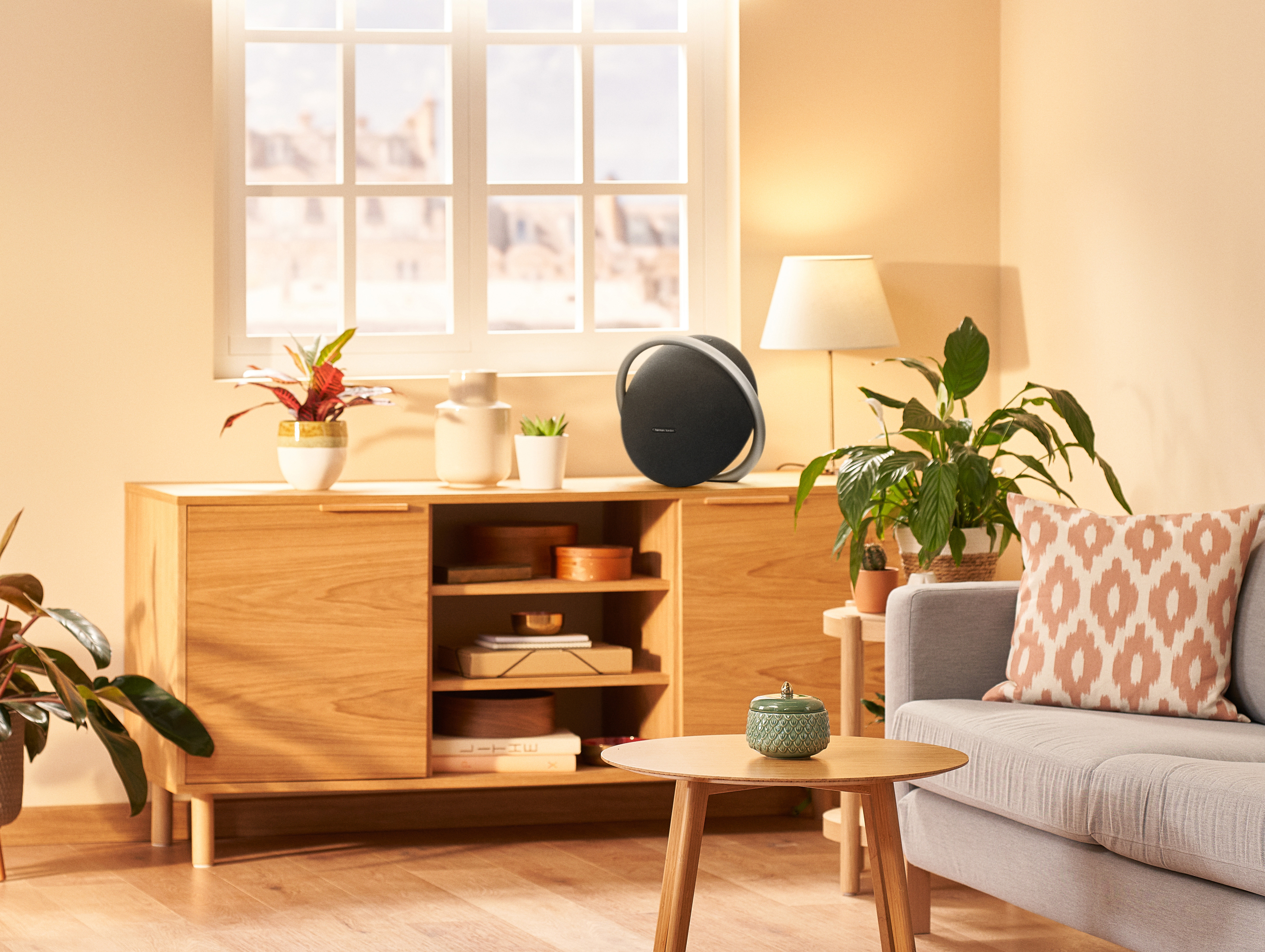 Portable elegance and rich stereo sound with the Harman