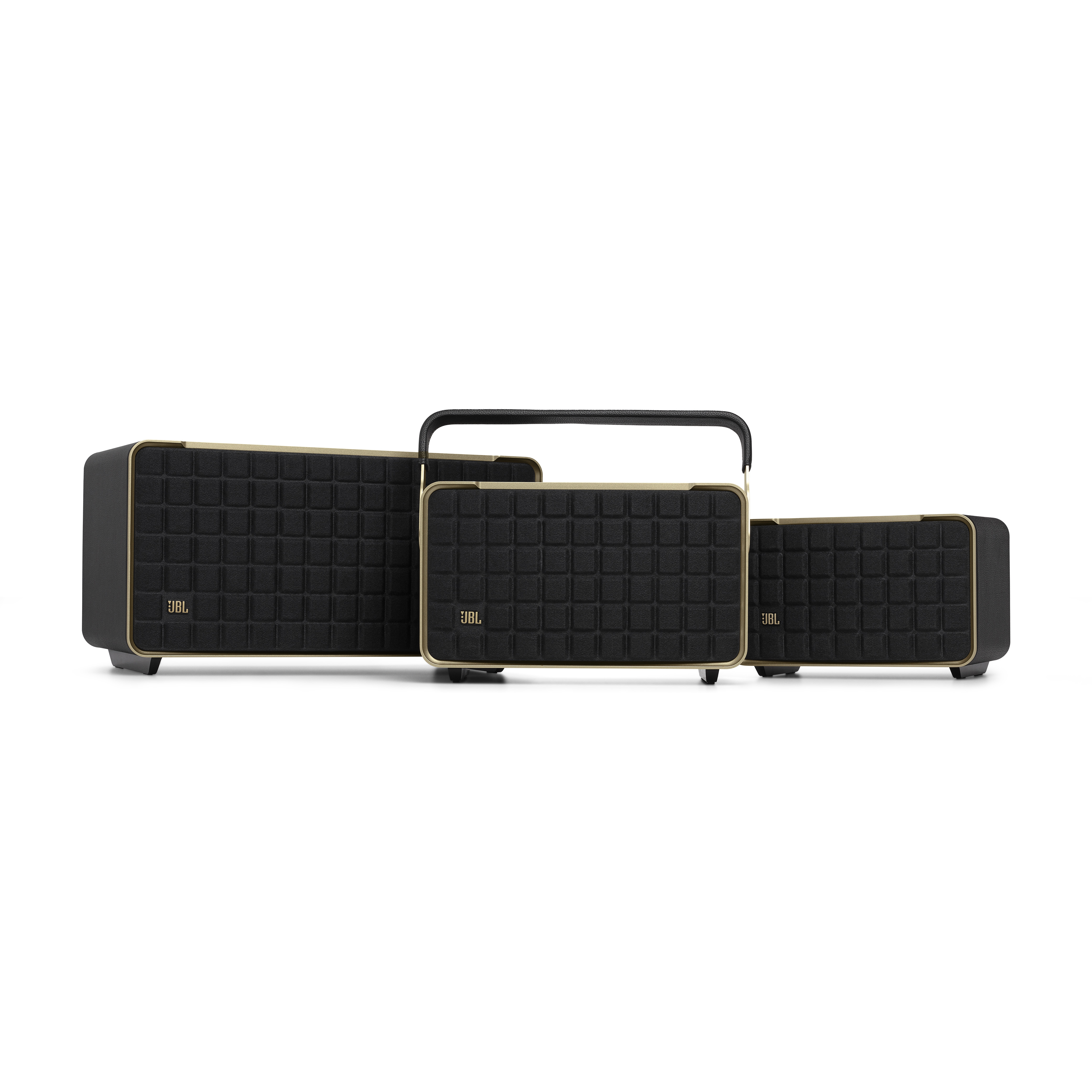 JBL_AUTHENTICS_FAMILY_SHOT_A30