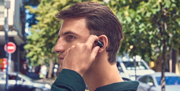 JBL_Sense-Pro_Lifestyle-Image_Black